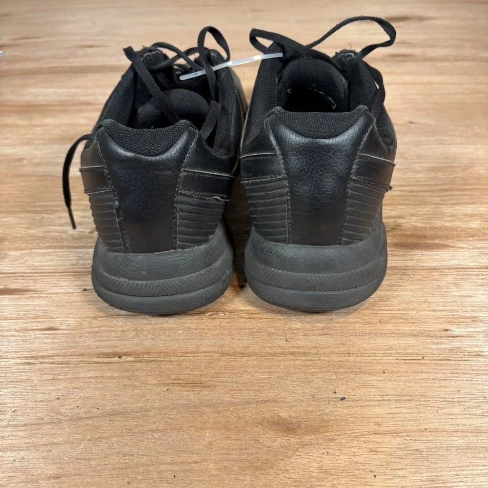 Black leather sneakers with a retro vibe Size 13